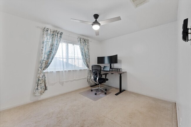 Building Photo - 11854 Briar Forest Dr