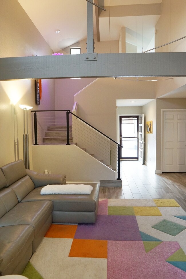 Building Photo - 73486 Shadow Mountain Dr