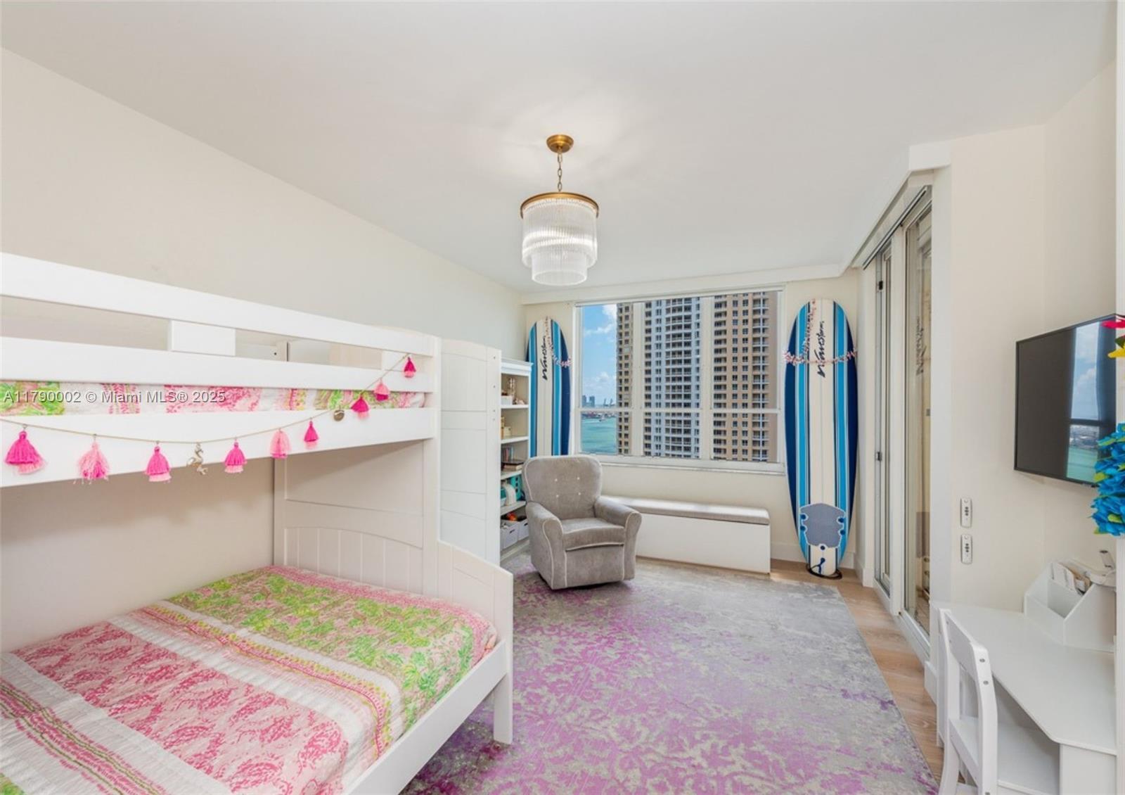 Building Photo - 888 Brickell Key Dr
