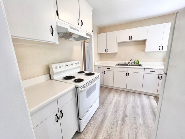 Building Photo - Eustis - 3 Bedroom, 1 Bathroom – $1795
