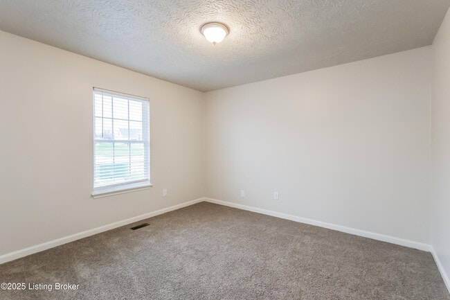 Building Photo - 10103 Lancewood Rd