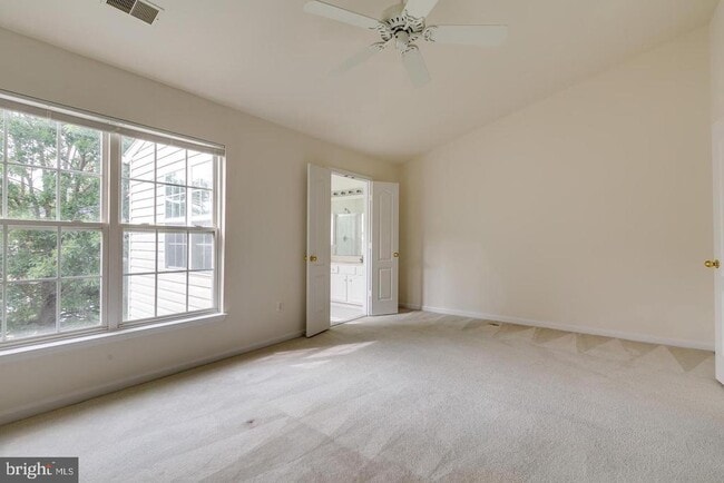 Building Photo - 13129 Park Crescent Cir