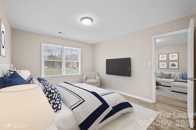 Building Photo - 200 Stroupe Rd