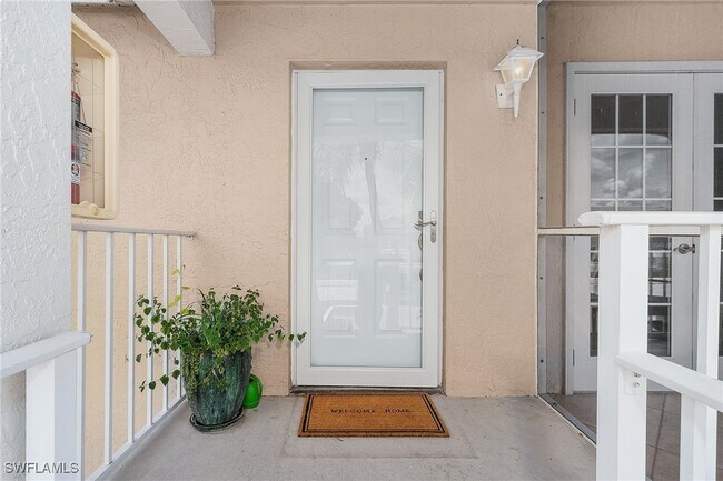 Building Photo - 829 Tanbark Dr