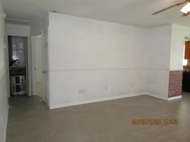 Building Photo - 17 Lago Mesa Way