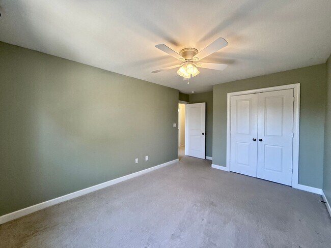 Building Photo - Available 11-06-25! Some Utilities Include...