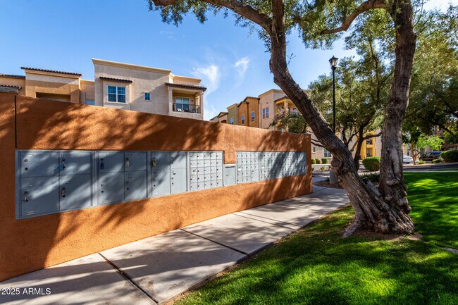 Building Photo - 14575 W Mountain View Blvd