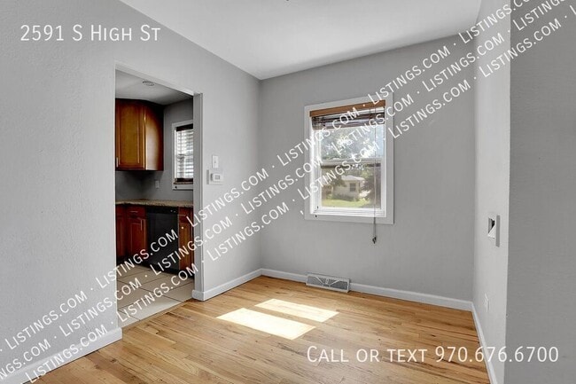 Building Photo - 2591 S High St