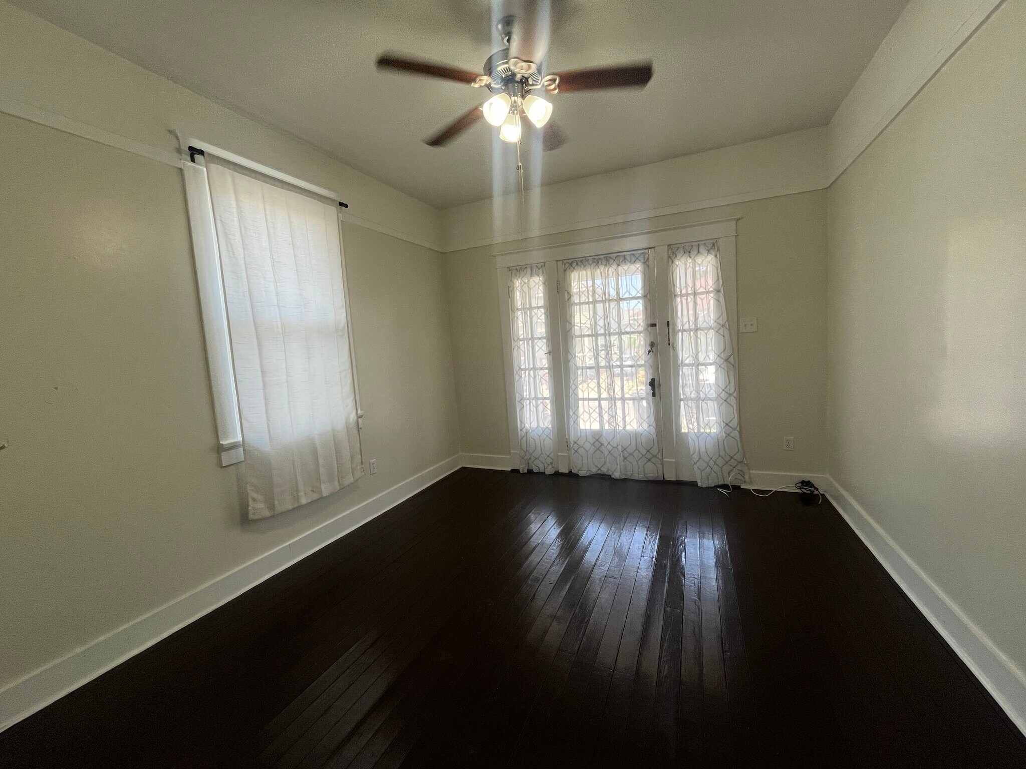 Building Photo - 4224 Ulloa St