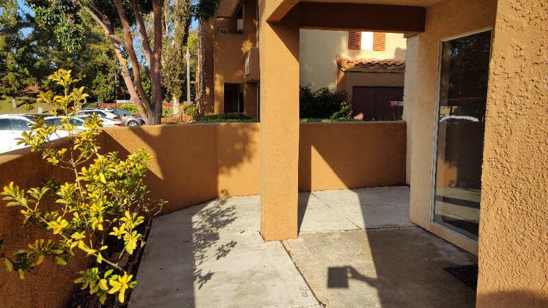 Building Photo - 15353 Maturin Dr