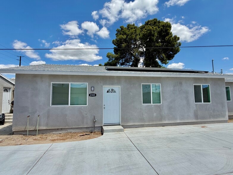 Building Photo - 6989 Del Rosa Ave