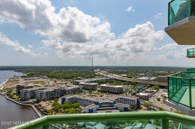 Building Photo - 1431 Riverplace Blvd