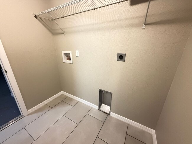 Building Photo - AWESOME 3 BD/2BA Home in Beautiful Ocala!!!