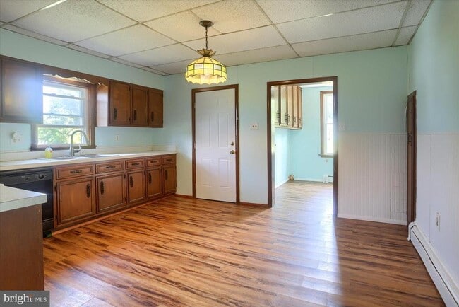 Primary Photo - 115 3rd St