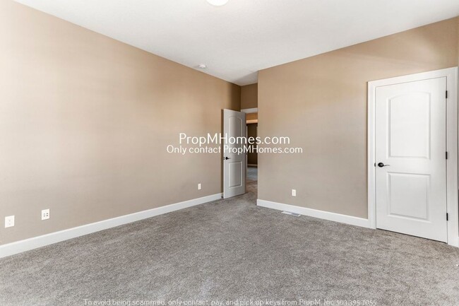 Building Photo - Stunning Four Bedroom Home In NW Portland ...