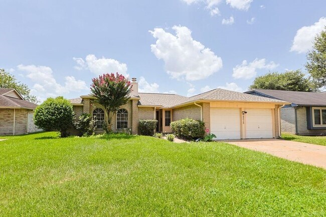 Building Photo - 8215 Summer Quail Dr