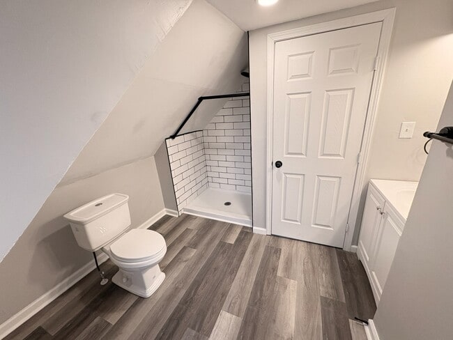 Building Photo - 511 Court St