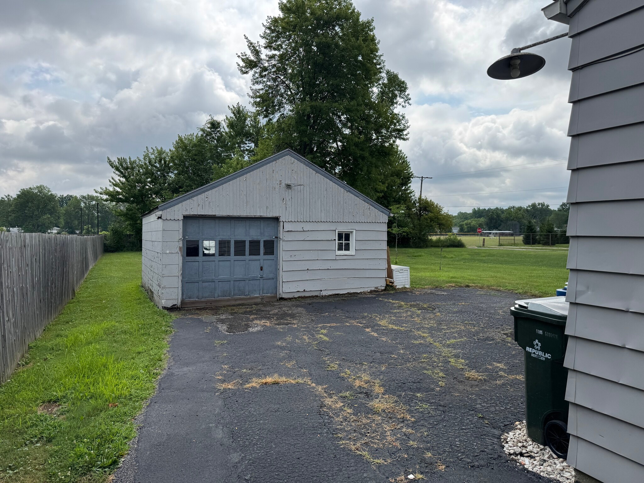Building Photo - 5713 Burns Rd