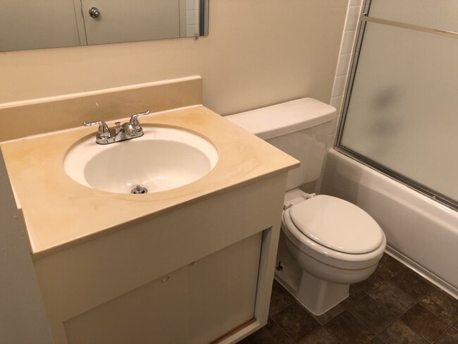 Building Photo - Studio Condo Available Now