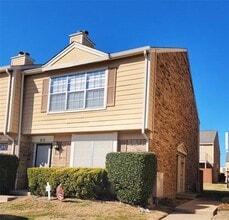 Building Photo - 2400 Jupiter Rd