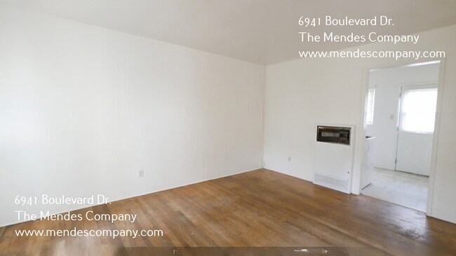Building Photo - 6941 Boulevard Dr