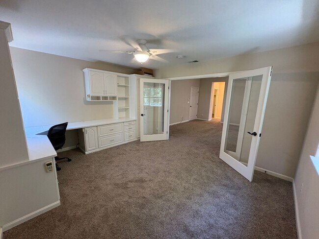 Building Photo - 5411 Asterwood Dr
