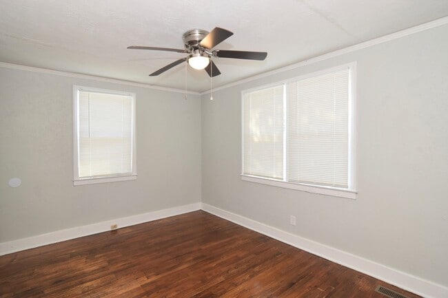 Building Photo - $995 - Updated 2 bed/1 bath house for rent off Wrightsboro Road, with fenced-in yard!