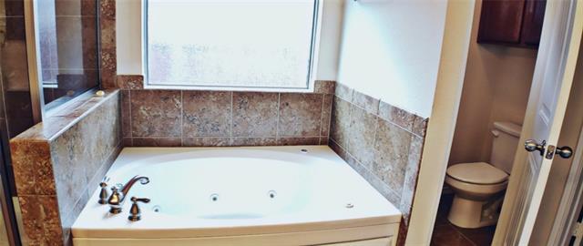 Building Photo - 416 Water Oak St