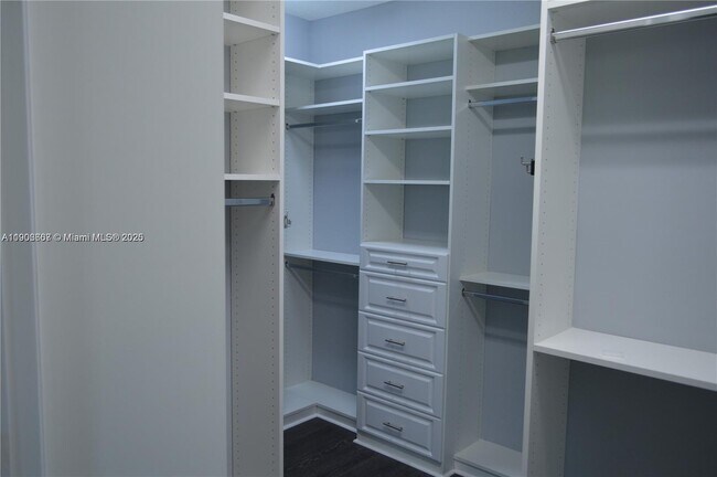 Building Photo - 5228 SW 77th Way