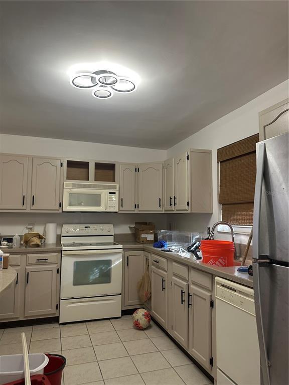 Building Photo - 7027 Paul Revere Terrace