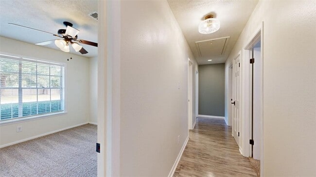 Building Photo - 3800 Windridge Dr