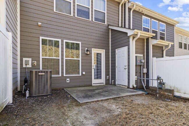 Building Photo - 46 Meteora Way