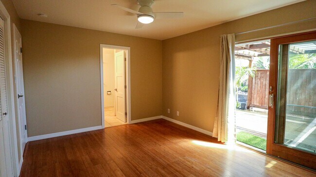 Building Photo - Beautifully Remodeled 3 Bed, 2 Bath Home i...