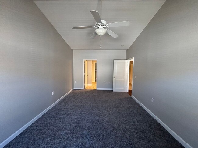 Building Photo - Beautiful 2 Bedroom 2 Bathroom Located in Sellar's Cove, Minutes from Carolina Beach!