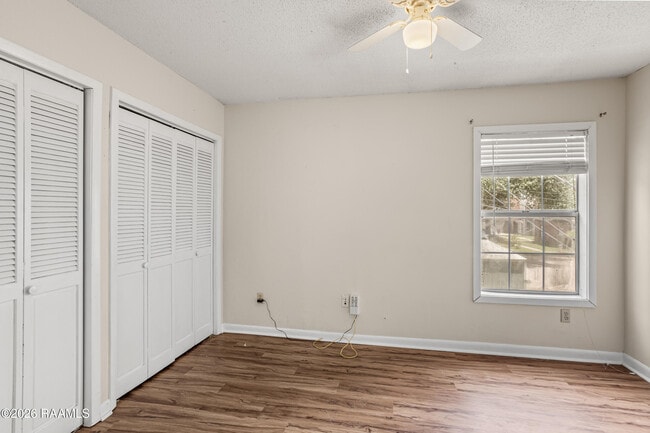 Building Photo - 115 Woodworth Ln