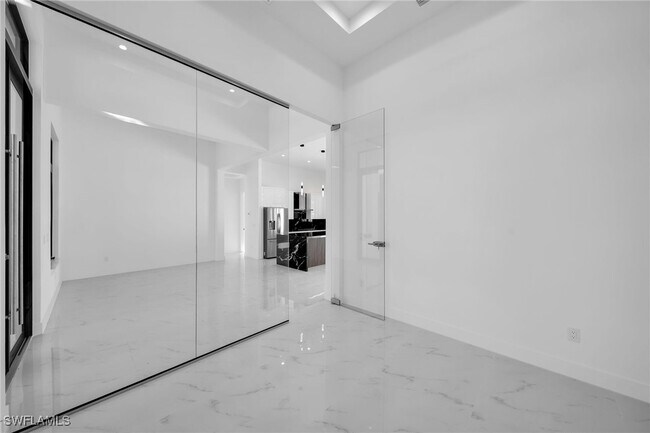 Building Photo - 4016 Chiquita Blvd S