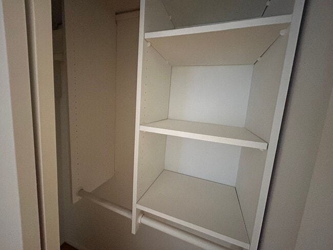 Building Photo - Cozy condo in Shadowridge Community