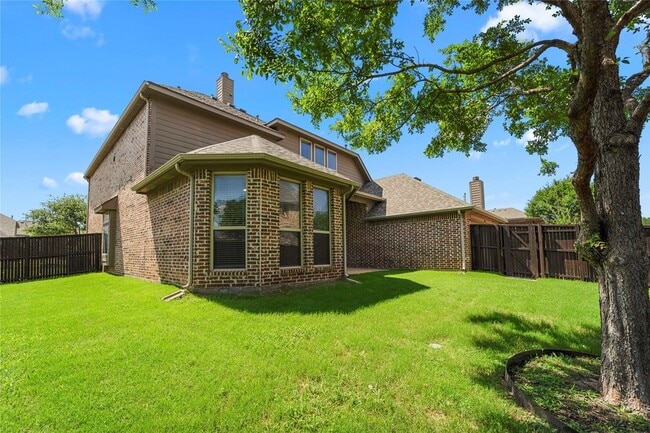 Building Photo - 12848 Walnut Ridge Dr