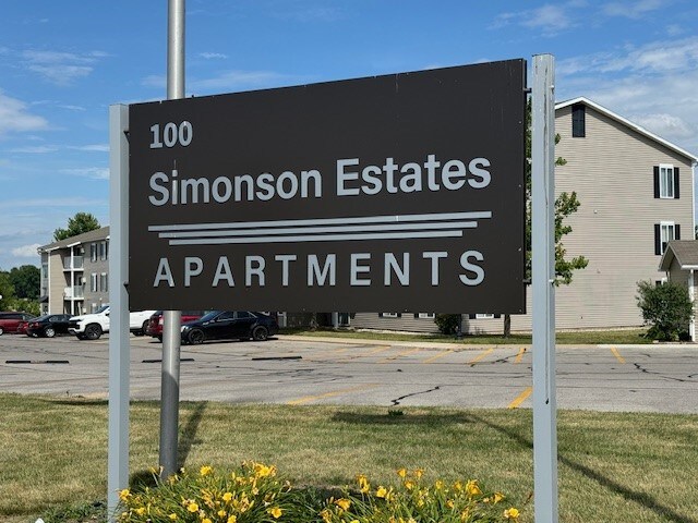 Building Photo - 100 Raleigh Ct