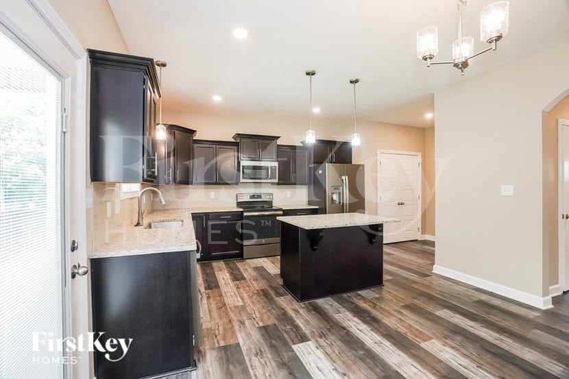 Building Photo - 1679 Ellie Piper Cir