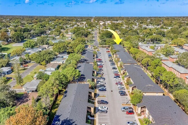 Building Photo - 10195 Sailwinds Blvd N