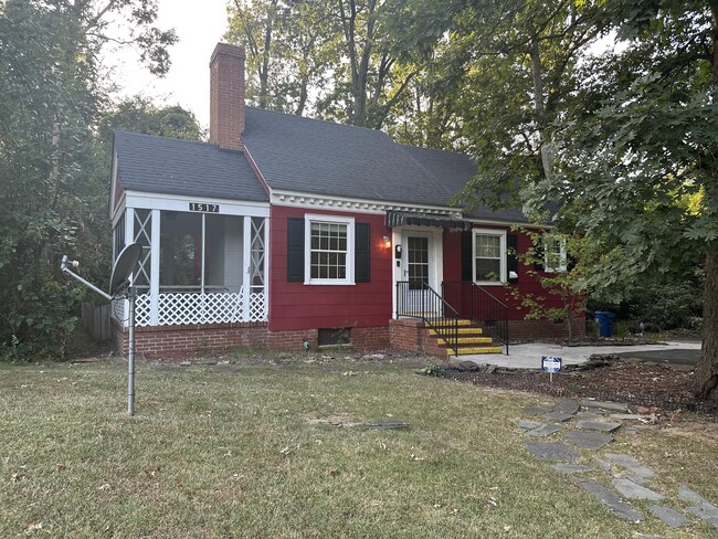 Building Photo - 1517 N Roxboro St