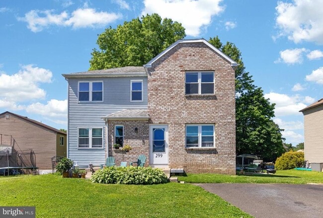 Building Photo - 299 Florence Dr