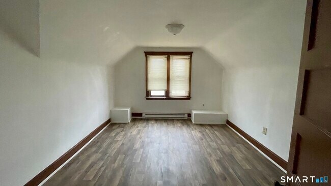 Building Photo - 58 E Pearl St