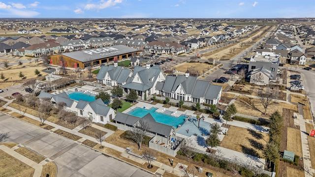 Building Photo - 2009 Daniel Dr