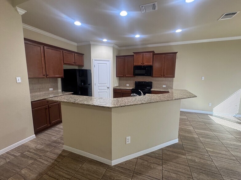 Building Photo - 1107 Rhodactis Dr