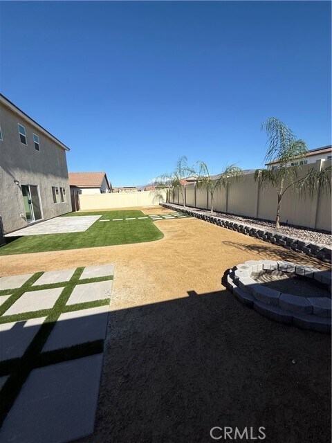 Building Photo - 479 Hollyhock Cir