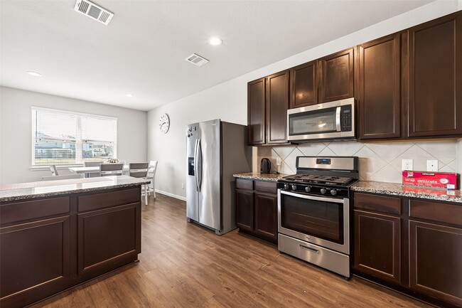 Building Photo - 3815 W Alessano Ln