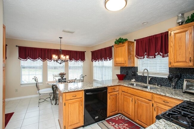 Building Photo - 1508 Clover Ct