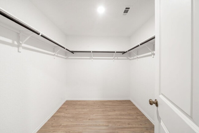 Building Photo - 14718 Dillard Ml